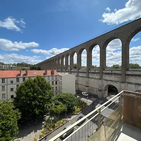 F2 Belle Vue Aqueduc Avec Balcon Appartamento Arcueil